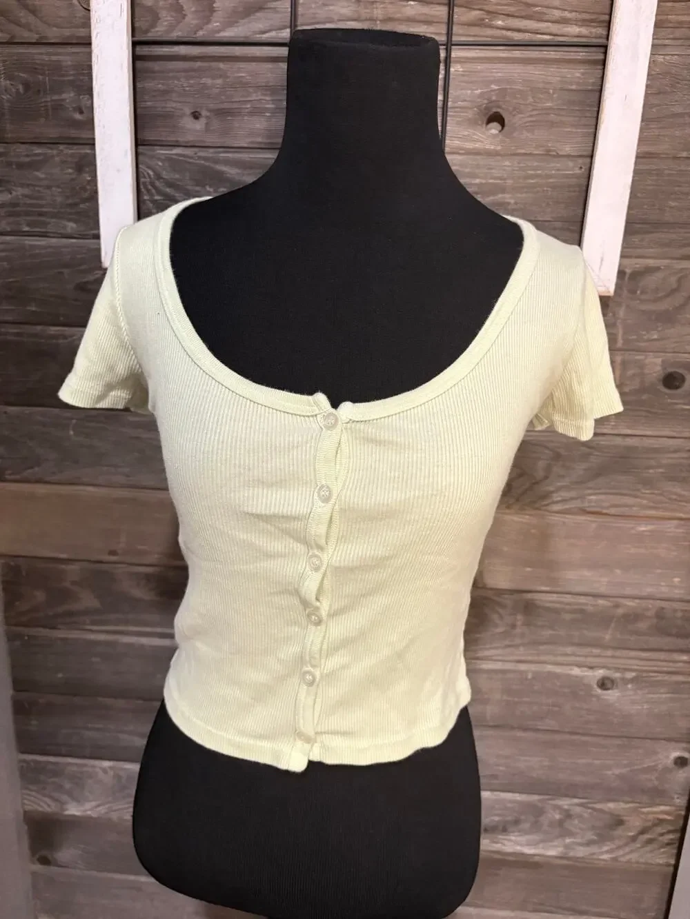 Brandy Melville pale light mint green crop top shirt ribbed women's size small